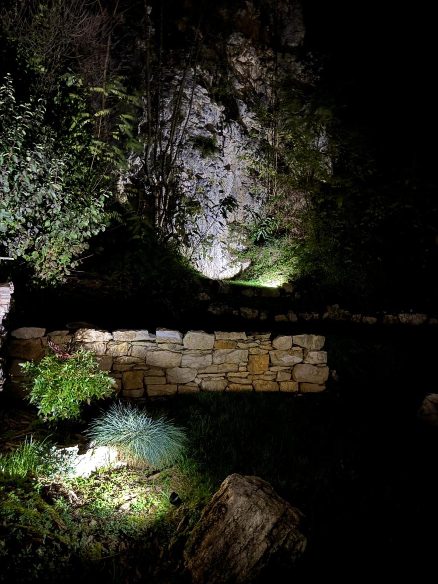 Maison Au Bord De L'Eau Les Roches Rochefort-sur-Nenon Luaran gambar