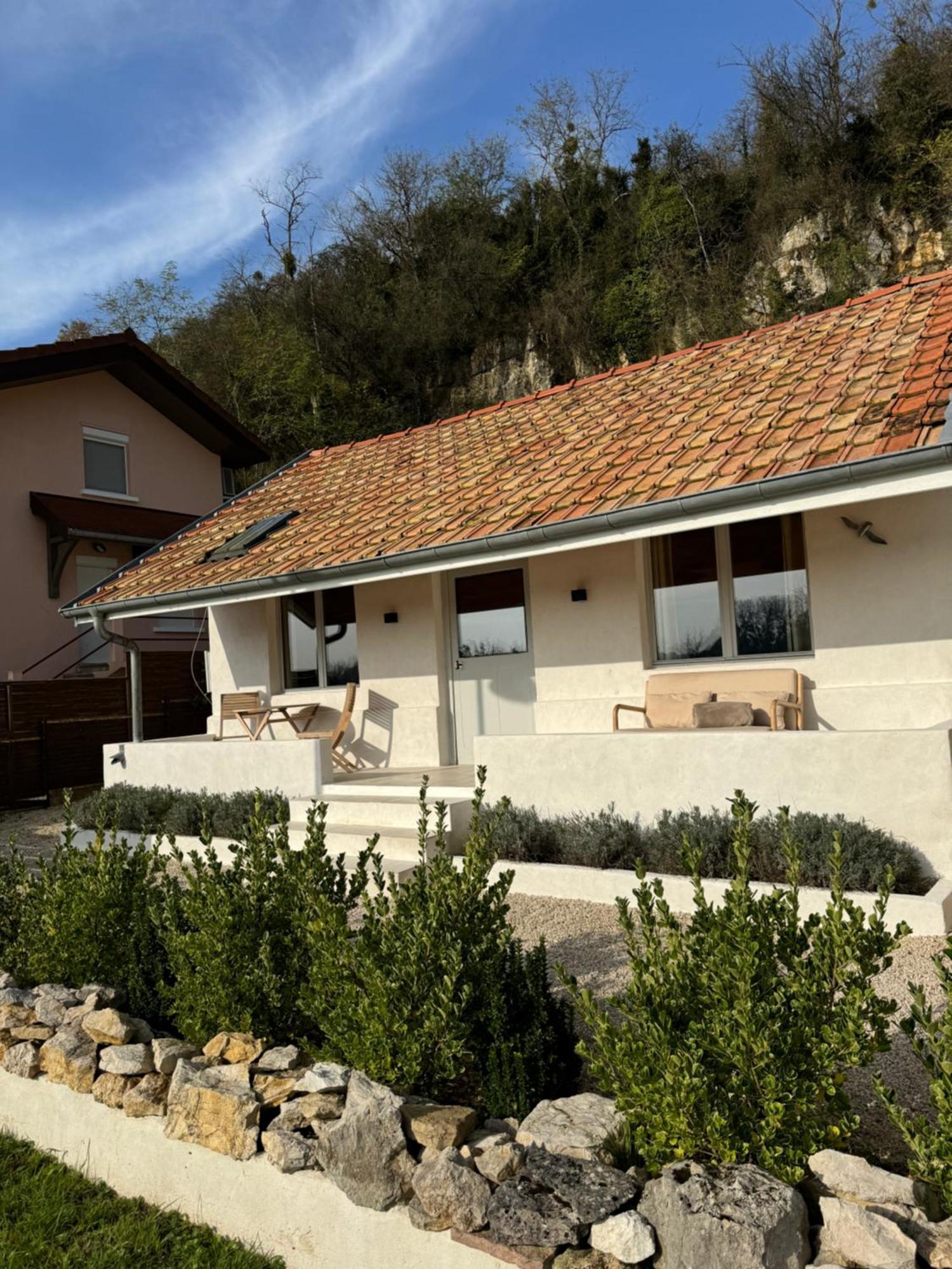 Maison Au Bord De L'Eau Les Roches Rochefort-sur-Nenon Luaran gambar