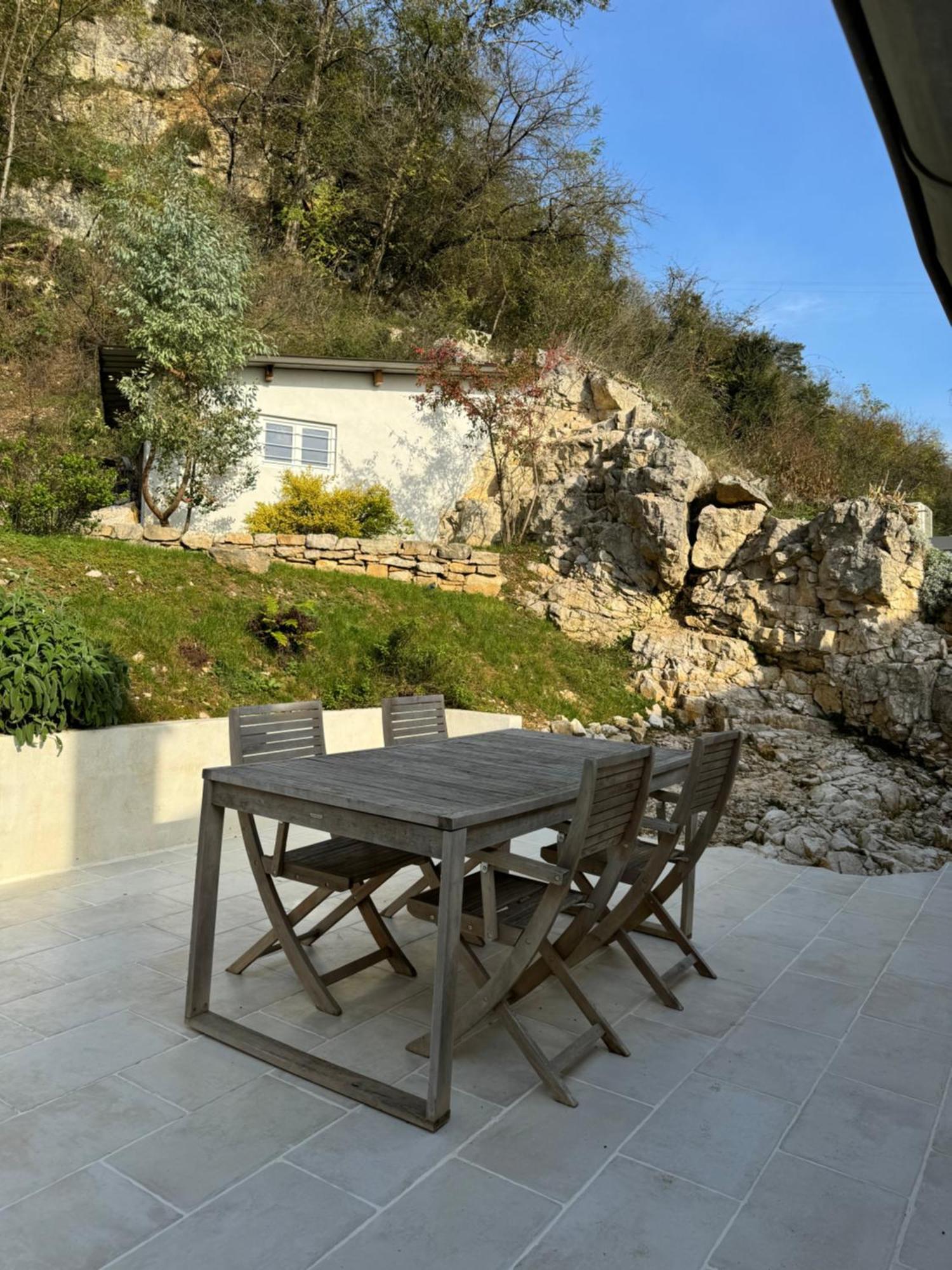 Maison Au Bord De L'Eau Les Roches Rochefort-sur-Nenon Luaran gambar